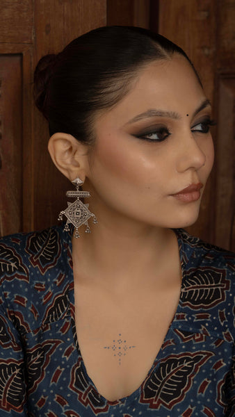 Shilpi Danglers