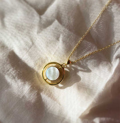 Turner Necklace - White Mother of Pearl and Black Onyx